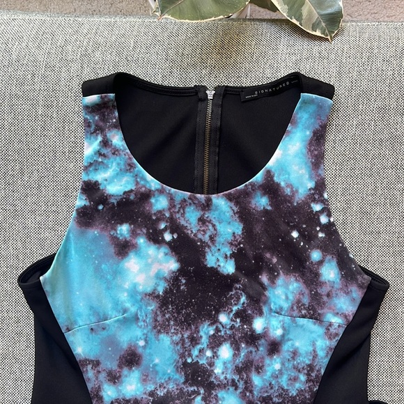 Y2K Vintage Blue Nebula Mini Dress, Size: Large Circa 2008 - Picture 9 of 17